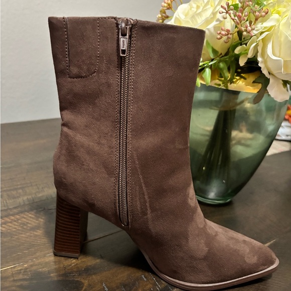 Target Brown Textile Upper Footwear - Picture 2 of 5